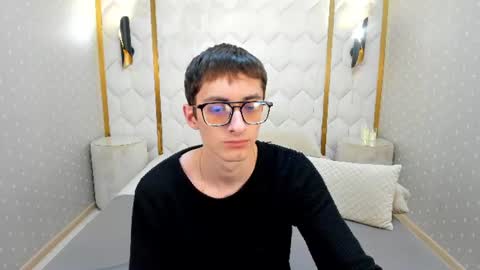 Snapshot of ronbevs chatting on 11, 6, 2026 ronbevs online show from 11, 6, 2026