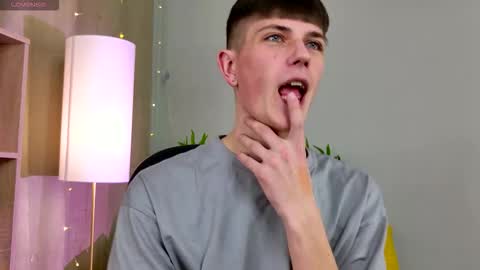 Snapshot of rony_winston chatting on 13, 2, 2026 Rony online show from 13, 2, 2026