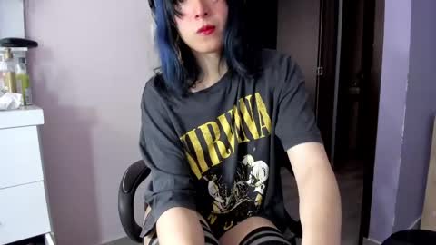 Twelve 3 Inst Twelve 312002 Twitter Room312 2002 online show from 25, 4, 2026