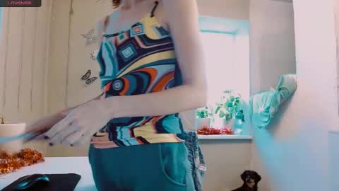 rosa843850 online show from 8, 12, 2024