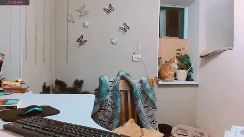 rosa843850 online show from 4, 1, 2025