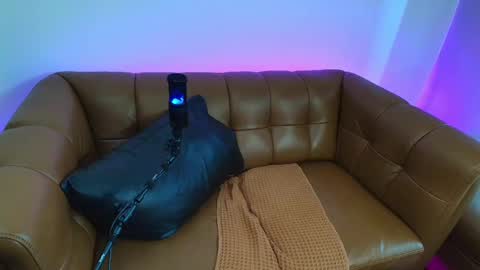 Rosalie Caine online show from 6, 10, 2025