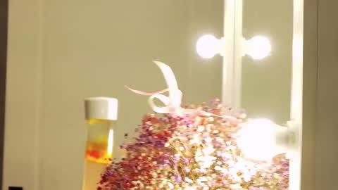 Rosalie online show from 15, 12, 2025