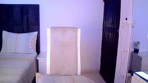 Snapshot of rosalindasexy chatting on 24, 12, 2024 Rosalinda online show from 24, 12, 2024