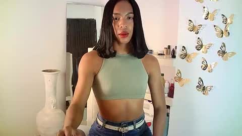 Snapshot of rosalindasexy chatting on 23, 2, 2025 Rosalinda online show from 23, 2, 2025