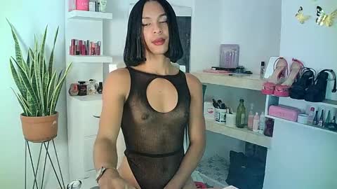 Snapshot of rosalindasexy chatting on 6, 3, 2025 Rosalinda online show from 6, 3, 2025