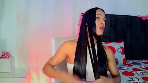 Snapshot of rosalindasexy chatting on 3, 12, 2025 Rosalinda online show from 3, 12, 2025