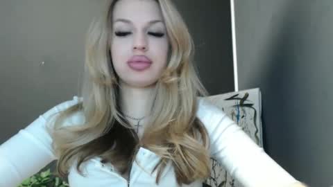 Rosalina online show from 28, 5, 2026