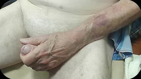 Snapshot of rosco26 chatting on 22, 12, 2024 Rosco online show from 22, 12, 2024