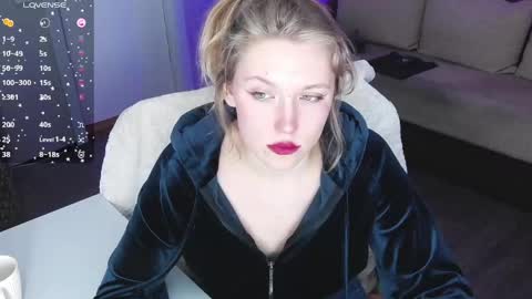 Snapshot of rose_brooks chatting on 1, 6, 2026 Rose but u can call me princess online show from 1, 6, 2026