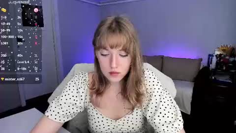 Snapshot of rose_brooks chatting on 1, 7, 2026 Rose but u can call me princess online show from 1, 7, 2026