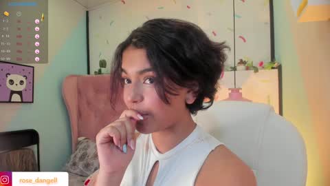 Rose online show from 10, 12, 2024