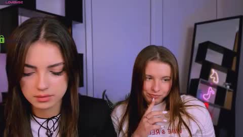 rose online show from 29, 9, 2025