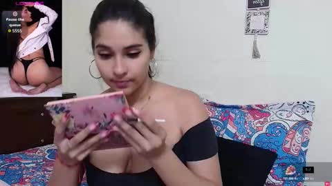 Snapshot of rose_towers4 chatting on 12, 10, 2025 rose_towers4 online show from 12, 10, 2025