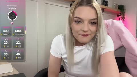 Snapshot of rosekate97 chatting on 29, 10, 2025 rose97 online show from 29, 10, 2025