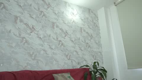 Lyla OF roselinedior online show from 22, 9, 2025