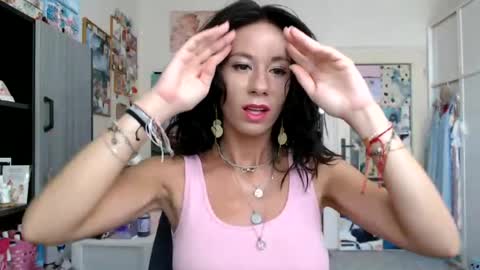 Snapshot of roselynsun chatting on 30, 6, 2026 Rose online show from 30, 6, 2026