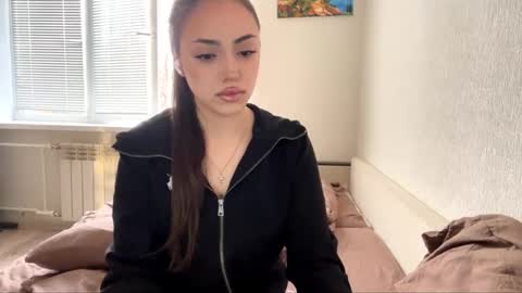 Snapshot of rosenavillifana chatting on 12, 11, 2025 Mimi online show from 12, 11, 2025