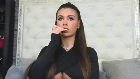 Gabriela online show from 5, 12, 2025