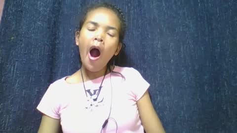 Snapshot of rosia685234 chatting on 22, 2, 2025 rosia685234 online show from 22, 2, 2025