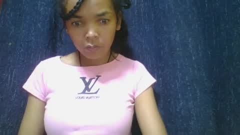 Snapshot of rosia685234 chatting on 23, 2, 2025 rosia685234 online show from 23, 2, 2025