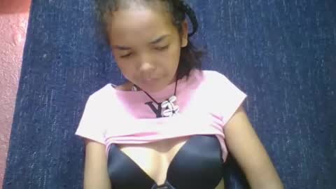 Snapshot of rosia685234 chatting on 25, 2, 2025 rosia685234 online show from 25, 2, 2025