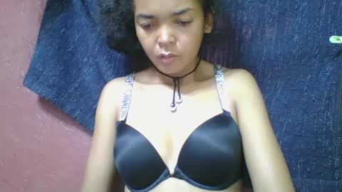 Snapshot of rosia685234 chatting on 4, 3, 2025 rosia685234 online show from 4, 3, 2025