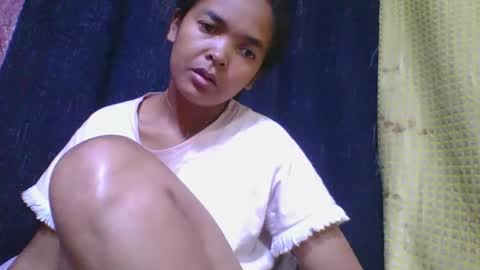 Snapshot of rosia685234 chatting on 7, 10, 2025 rosia685234 online show from 7, 10, 2025