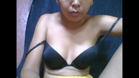 rosia685234 online show from 9, 2, 2026