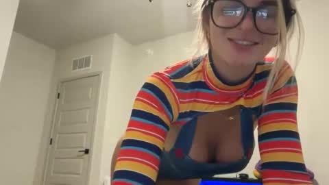 Rosie  online show from 22, 10, 2025