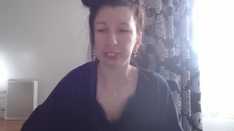 RosieHayes online show from 26, 11, 2025