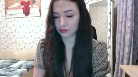 Rosie is waiting for YOU online show from 10, 3, 2025