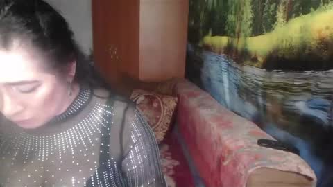 Snapshot of rositasky chatting on 5, 12, 2025 RositaSky online show from 5, 12, 2025