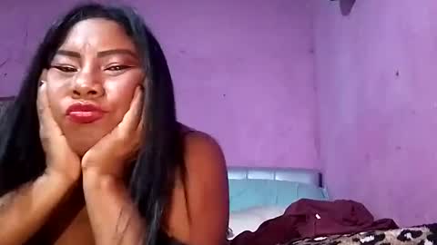 rosmerynavarro online show from 12, 2, 2025