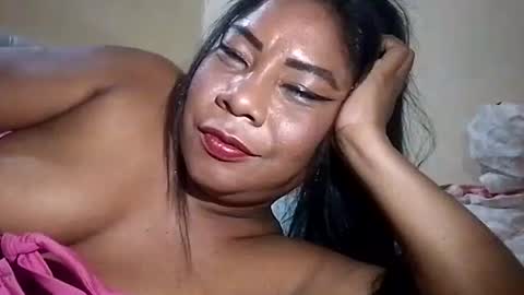 rosmerynavarro online show from 25, 2, 2025