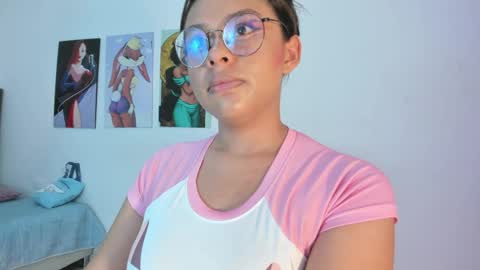 Snapshot of rosse_taylorx1 chatting on 5, 5, 2026 rosse_taylorx1 online show from 5, 5, 2026