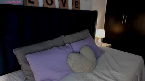 rossie__ online show from 13, 7, 2026