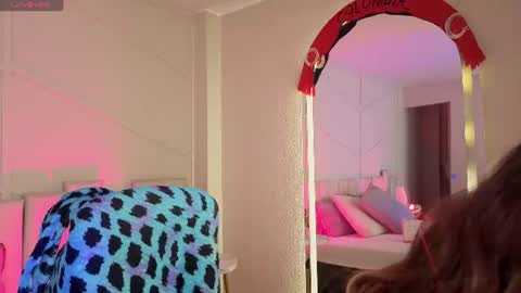 Snapshot of rossiie_hunt_ chatting on 17, 6, 2026 rossiie_hunt_ online show from 17, 6, 2026