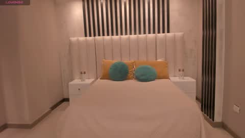 Rossie Rivers online show from 15, 12, 2025