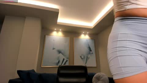 Rossie Rivers online show from 10, 4, 2026