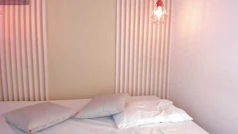 Snapshot of rossvega_ chatting on 3, 11, 2025 Ross online show from 3, 11, 2025