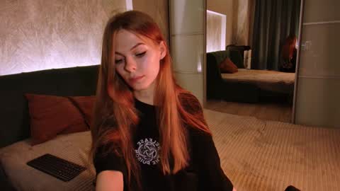 rosy_black_ online show from 7, 12, 2024