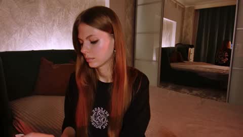 rosy_black_ online show from 3, 2, 2025