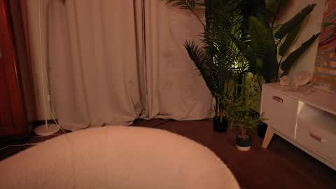 Snapshot of rosy_petal chatting on 16, 9, 2025 rosy_petal online show from 16, 9, 2025