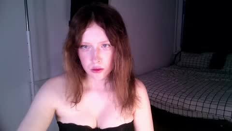 rosy_petal online show from 8, 6, 2026