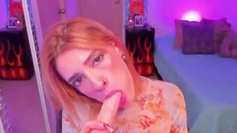Snapshot of rot_wallace chatting on 13, 7, 2026 rot_wallace online show from 13, 7, 2026