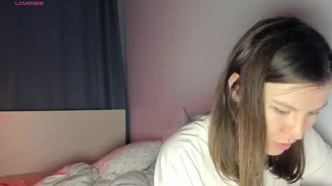 Snapshot of roter_rita chatting on 4, 2, 2025 roter_rita online show from 4, 2, 2025