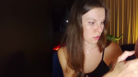 Snapshot of roter_rita chatting on 19, 10, 2025 roter_rita online show from 19, 10, 2025