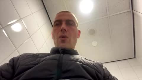 Snapshot of rotteei1 chatting on 16, 1, 2026 rotteei1 online show from 16, 1, 2026