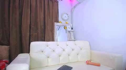 rous_25 online show from 12, 3, 2025